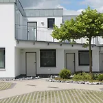 City Motel Soest モーテル 2*