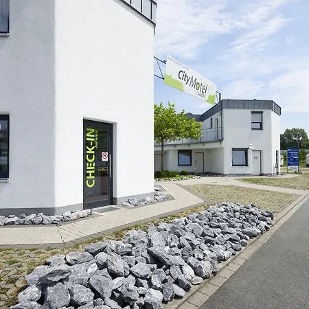 City Motel Soest モーテル 2*