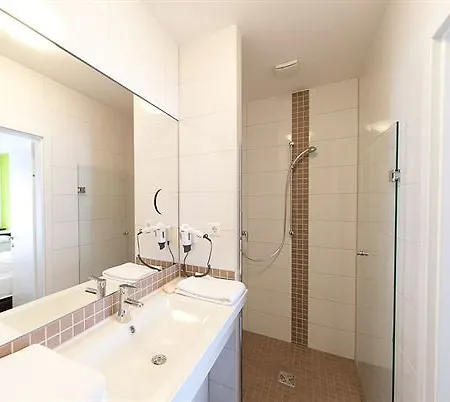City Motel Soest Μοτέλ