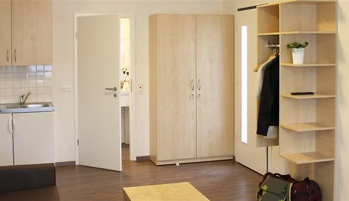 索斯特城市汽车旅馆 2*